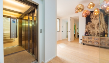 Resa Estates Ibiza sale villa Marlin vieuws hallway 3.jpg